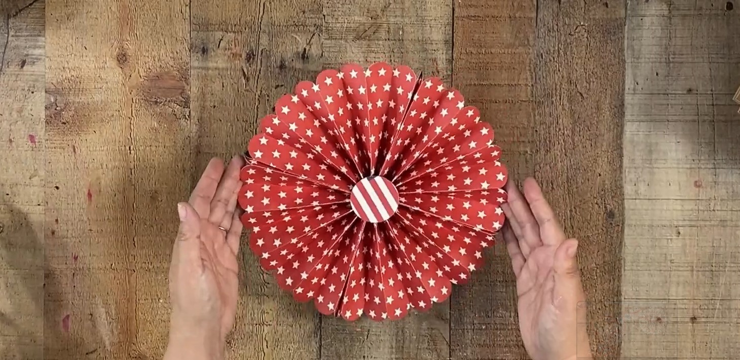 Large rosette.